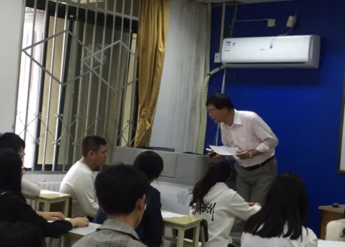 http://cic.xaiu.edu.cn/__local/A/A2/E5/D19B440B12FF83A495BDEC99C86_A98E7CC7_AB823.png