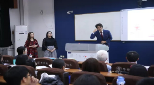 http://cic.xaiu.edu.cn/__local/C/EE/A4/3CC924DF26608D3001B34A08AB4_D51AF36E_880D3.png